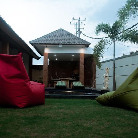 Aghasvina Guest House Canggu Eksteriør bilde
